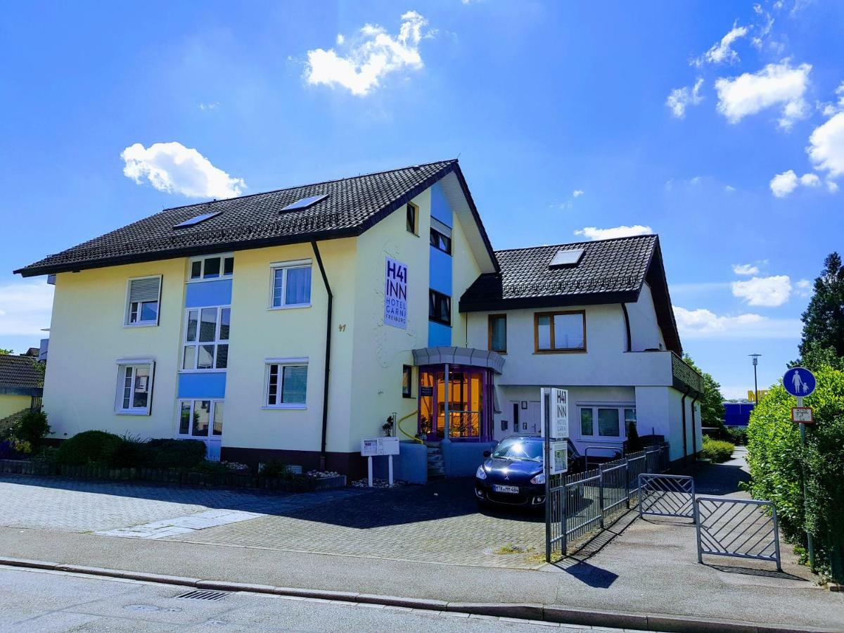 H41 Inn Hotel Garni Freiburg (Adults Only) 贡德尔芬根 外观 照片